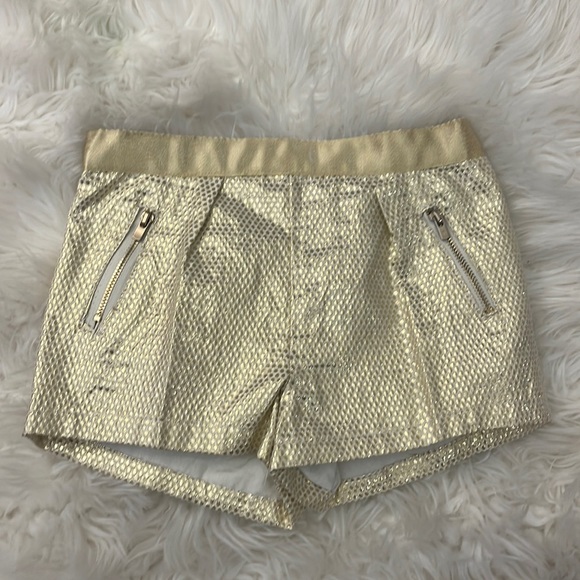 Kids metallic gold shirt & shorts - Picture 5 of 9